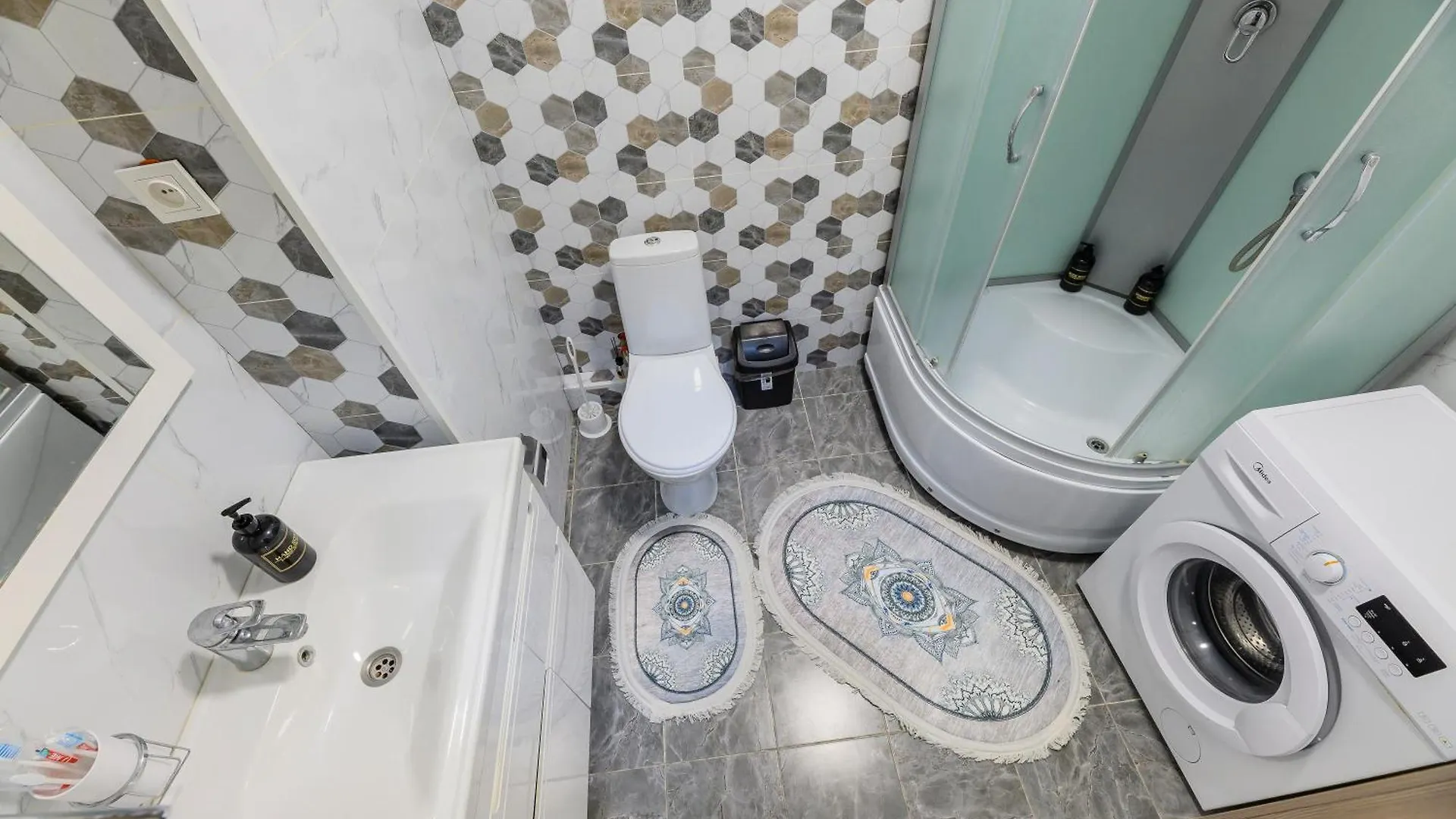 One Bedroom Apartment Next To Arbat In The Golden Square Almaty Kazakhstan