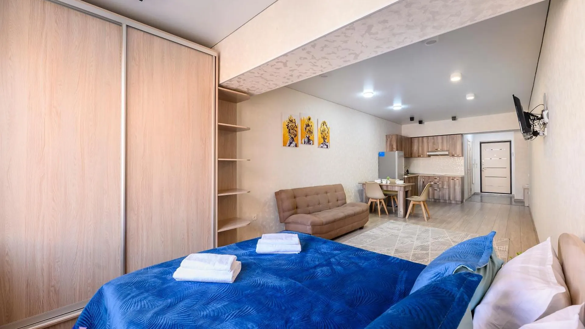 One Bedroom Apartment Next To Arbat In The Golden Square Almaty