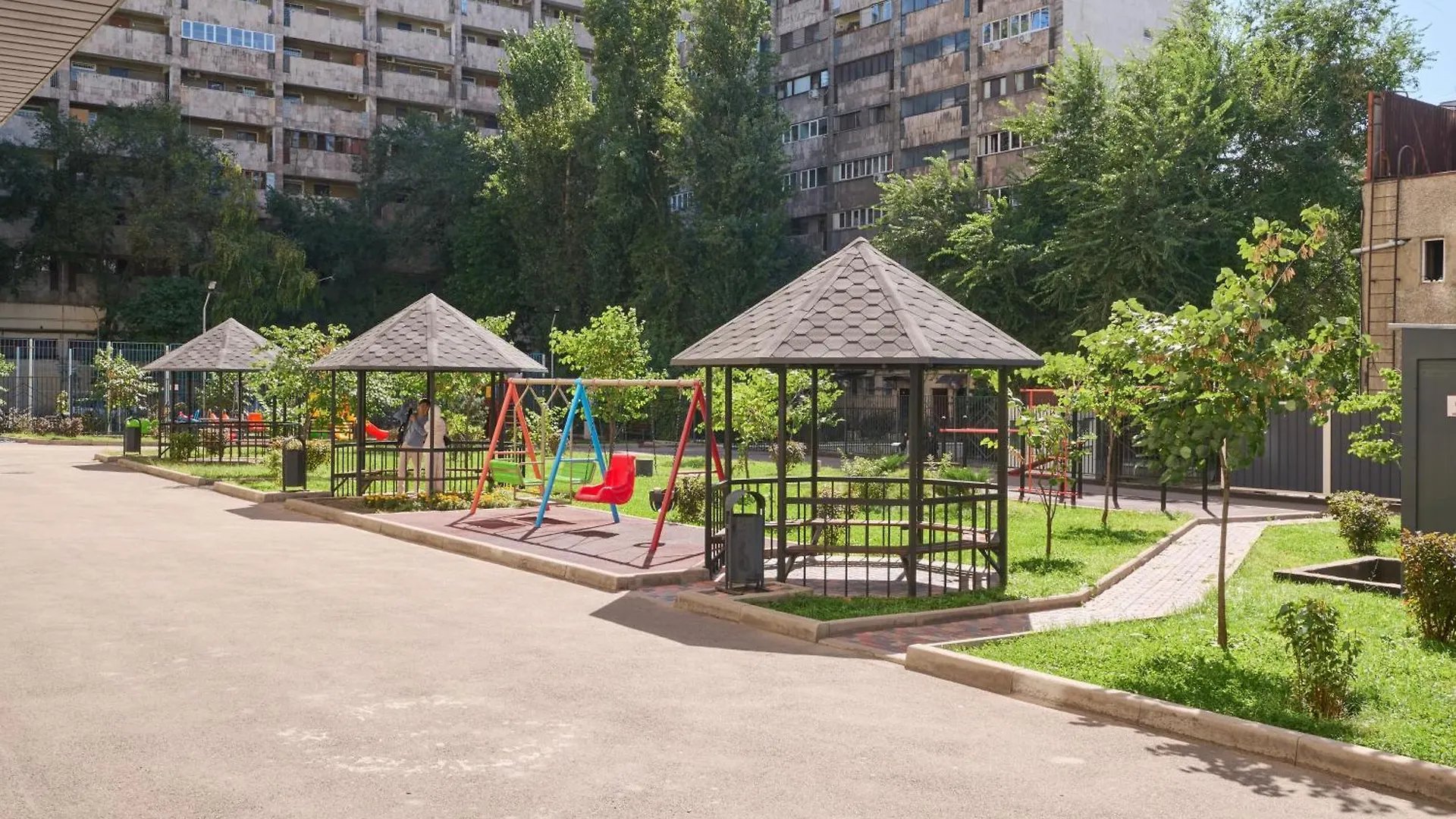 One Bedroom Apartment Next To Arbat In The Golden Square Almaty